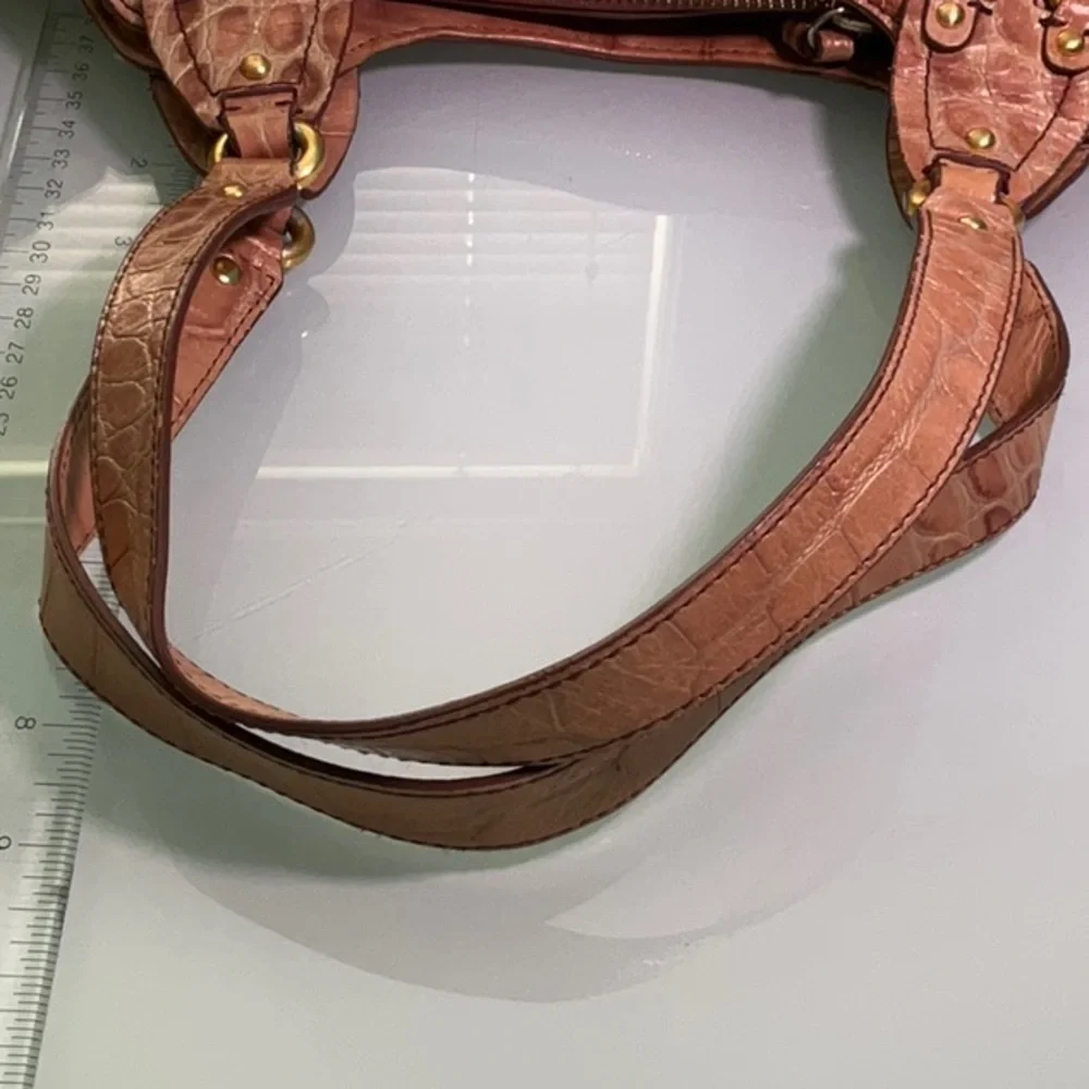 Cole Haan tan colored croc embossed leather purse with gold hardware - Picture 4 of 6